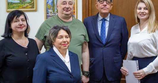 Реабілітація та медична допомога для людей похилого віку: нові можливості завдяки співпраці